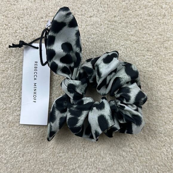 Rebecca Minkoff: Snow Leopard Hair Tie - Picture 1 of 2